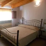 Feriehus Case Vacanza Sa Mitza *